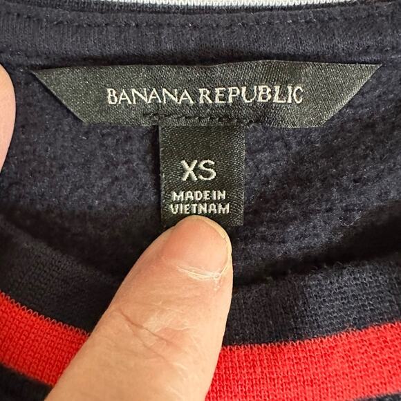 Banana Republic Crewneck Sweatshirt.Red White Blue Preppy Top XS Stripes Coastal - Picture 6 of 12